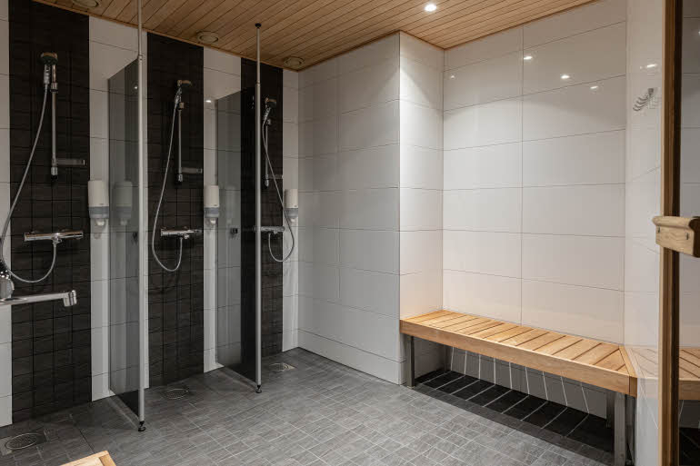 Scandic Kaisaniemi, saunan suihkutila