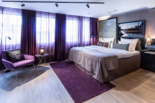 Spacious double -huone