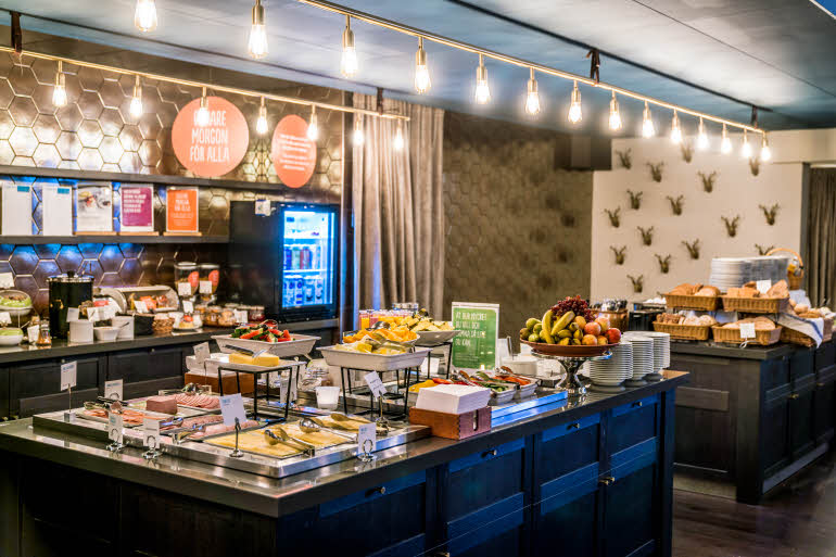Breakfast buffet hotel Scandic Skarholmen