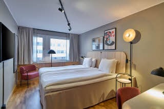 standard room at scandic europa in gothenburg