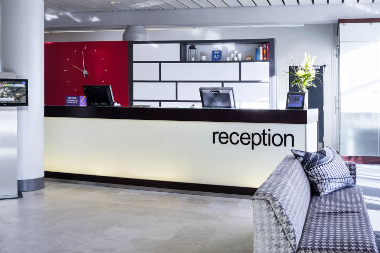 Reception, Lounge