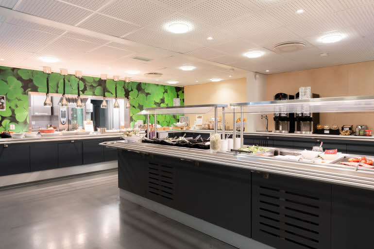 lounasbuffet twin room scandic olympiatoppen in oslo