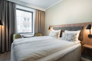 queen room at scandic grand tromso in tromso