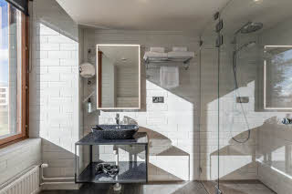 scandic waskia vaasa junior suite huone kylpyhuone