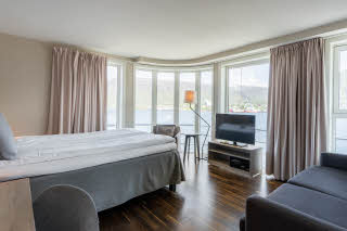 junior suite at scandic ishavshotel in tromso