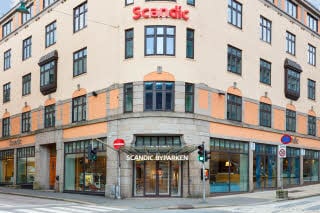 sisäänkäynti Scandic Byparken