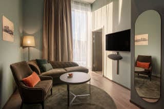 Scandic_Lillestr-m_room_junior_suite.jpg