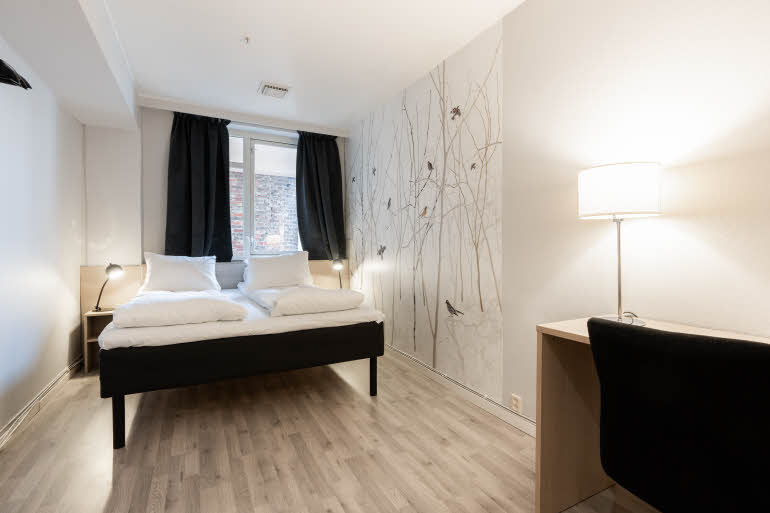 standard queen room huone scandic byparken