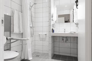 Bathroom in room Accessibility