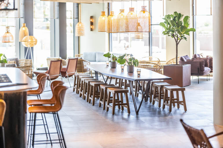 aulabaari valoisa scandic cph strandpark hotellit kööpenhamina kastrup-lentoasema tanska