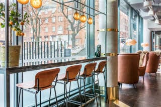 ravintola scandic simonkenttä hotelli kamppi helsinki suomi