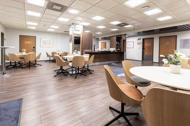 Scandic Oulu Station -hotellin meeting lounge