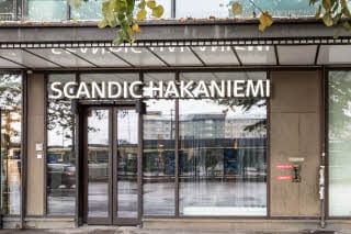 Sisäänkäynti