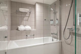 scandic lahti city hotellihuoneen kylpyhuone