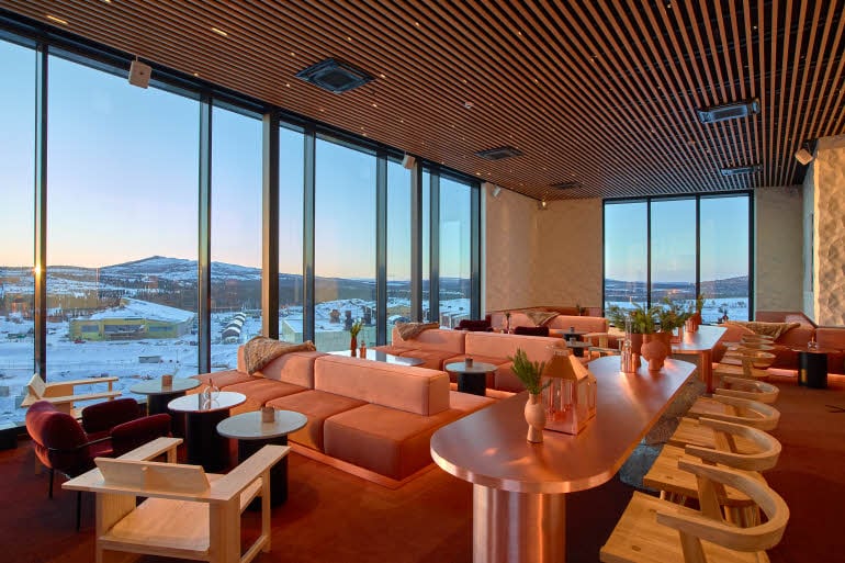 skybar kattobaari näkymä scandic kiruna hotelli kiiruna ruotsi