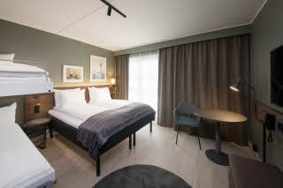 Bed in Room Family Four