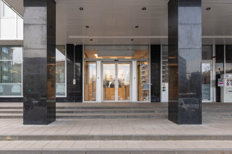 Sisäänkäynti, Scandic Meilahti