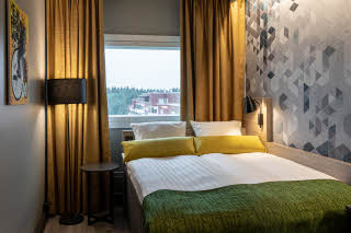 standard queen huone scandic pasila hotellit helsinki suomi