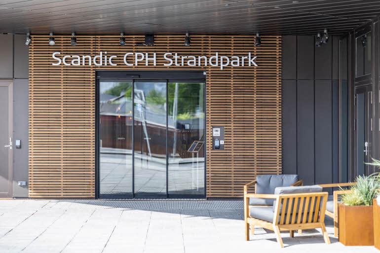 sisäänkäynti scandic cph strandpark hotellit kööpenhamina kastrup-lentoasema tanska