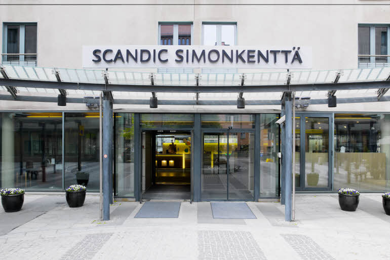 Sisäänkäynti