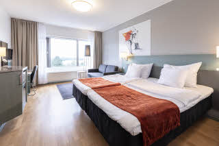 Standard Bathtub -huone Scandic Rosendahl -hotellissa Tampereella