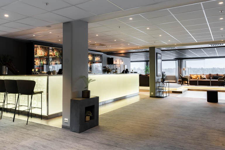 bar at scandic hell
