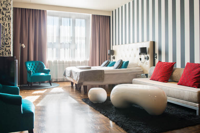 Superior Plus -huone, Spectacular-teema