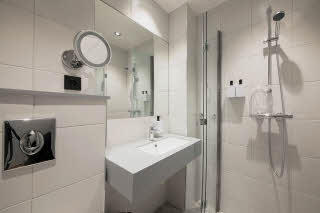 Bathroom in Room Standard King Best View