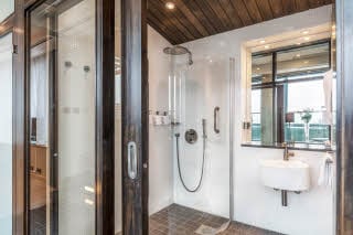 Presidential Suite, kylpyhuone