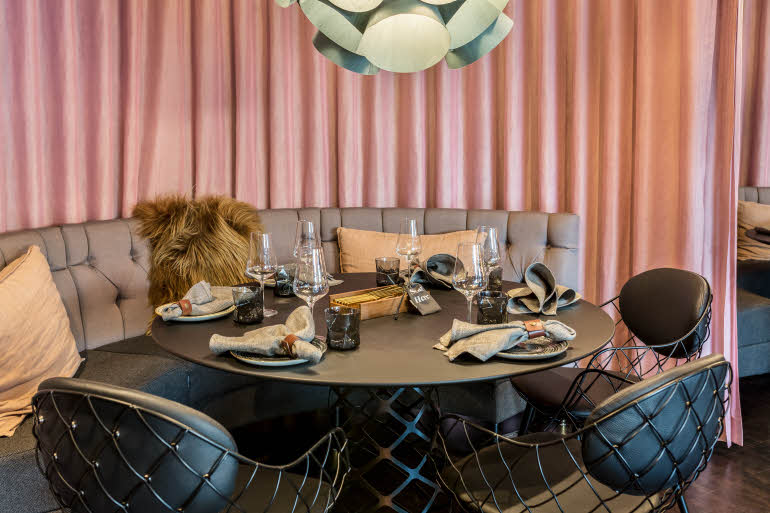 ravintola scandic simonkenttä hotelli kamppi helsinki suomi