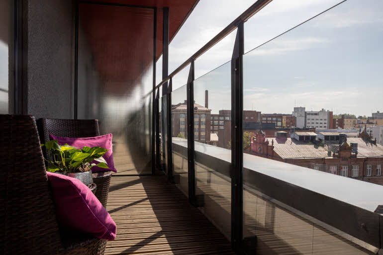 Parveke Superior Plus -huoneessa Scandic Tampere Station