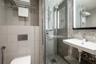 scandic lahti city hotellihuoneen kylpyhuone