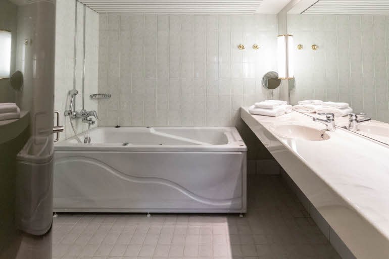 Presidental Suite, kylpyhuone