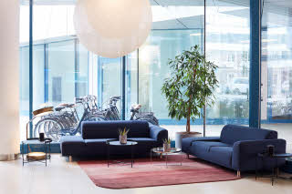 Lobby lounge area Scandic Hamburg Emporio