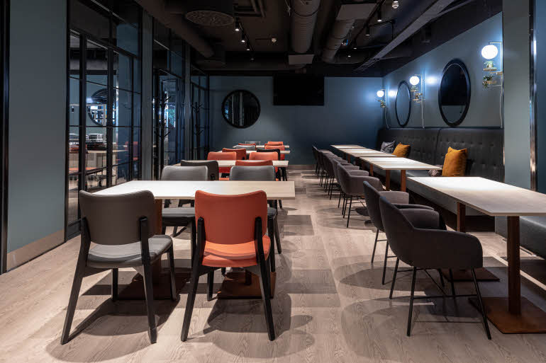 roast ravintola ja baari ravintolakabinetti scandic jyväskylä station hotelli jyvaskylä suomi