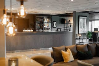 bar at scandic hell
