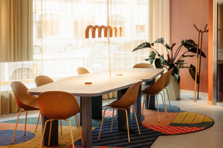 table in lounge scandic go st eriksgatan stockholm