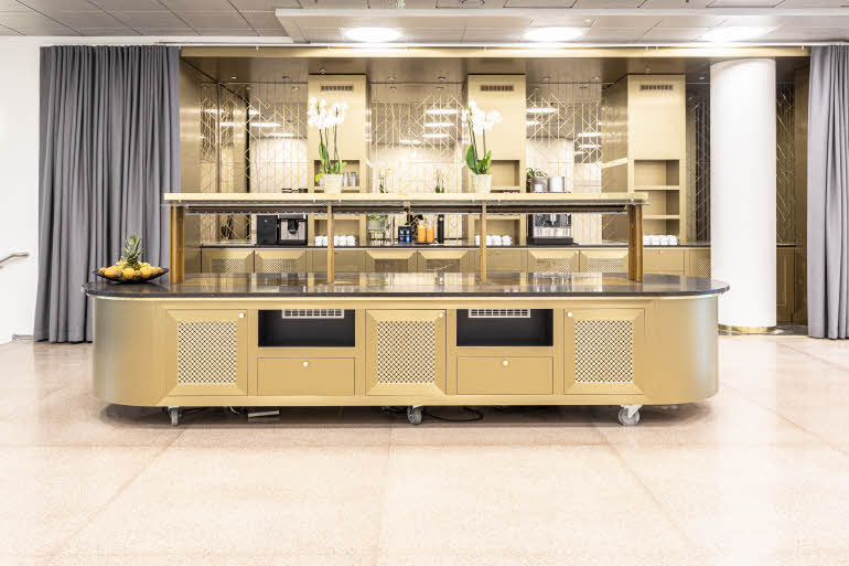 Kokousosaston aula Scandic Rosendahl -hotellissa Tampereella
