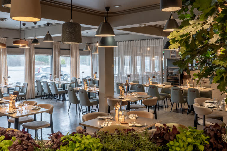 Restaurant.jpg