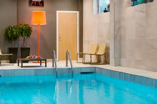 Pool and relax hotel Scandic Kungens Kurva