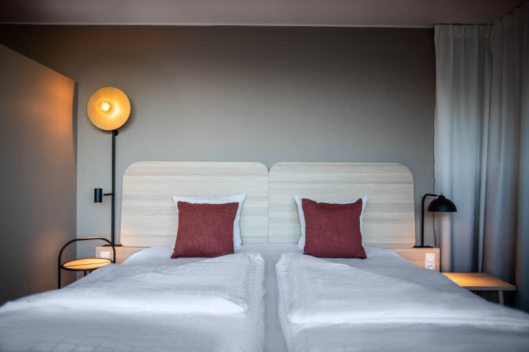 beds in junior suite at scandic sydhavnen