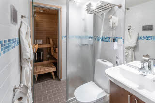 Superior Sauna, kylpyhuone