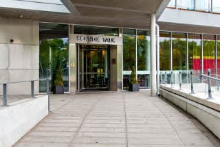 Scandic Talk, entrance