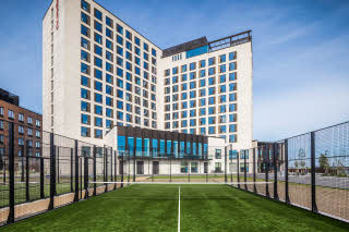 ulkoalue padel tenniskenttä scandic cph strandpark hotellit kööpenhamina kastrup-lentoasema tanska