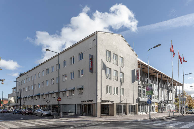 Julkisivu