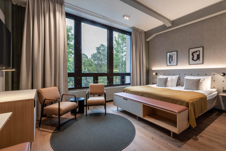 Superior huone King Scandic Helsinki Hub