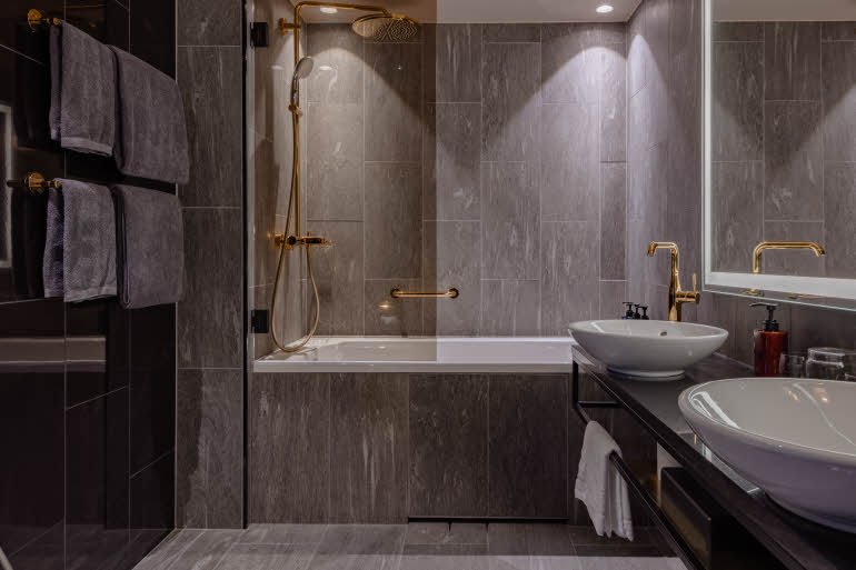 Master Suite, kylpyhuone, Marski by Scandic
