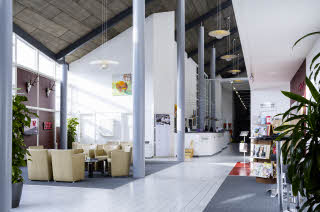 Lobby, Lounge