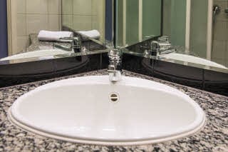 Standard huone kylpyhuone scandic kemi