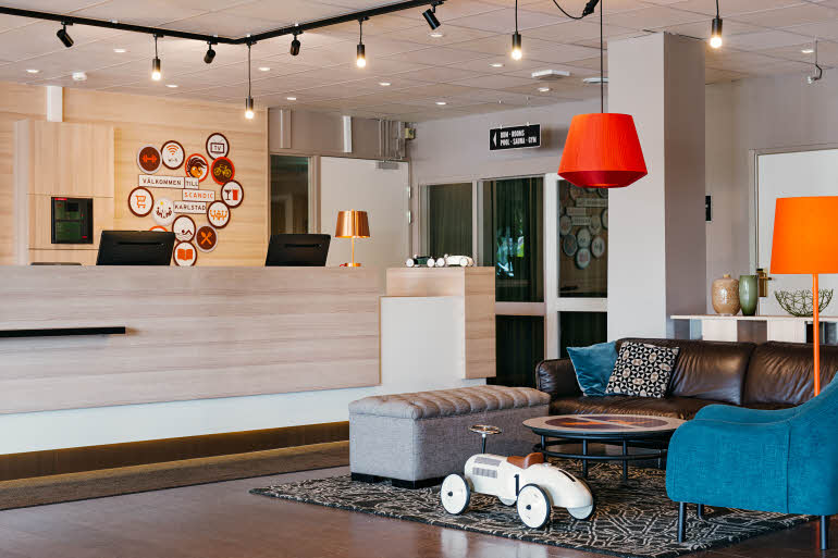 Reception lobby hotel Scandic Klaralven